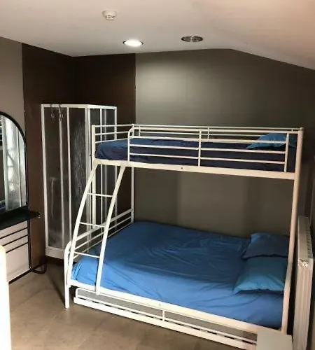 Hostel Backpacker Solopuent